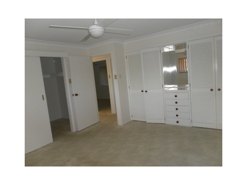 58 Helsham Street, Point Vernon QLD 4655