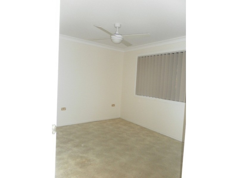 58 Helsham Street, Point Vernon QLD 4655