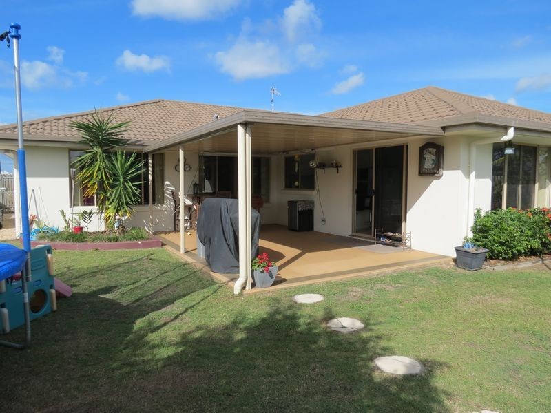 72 Endeavour Way, Eli Waters QLD 4655