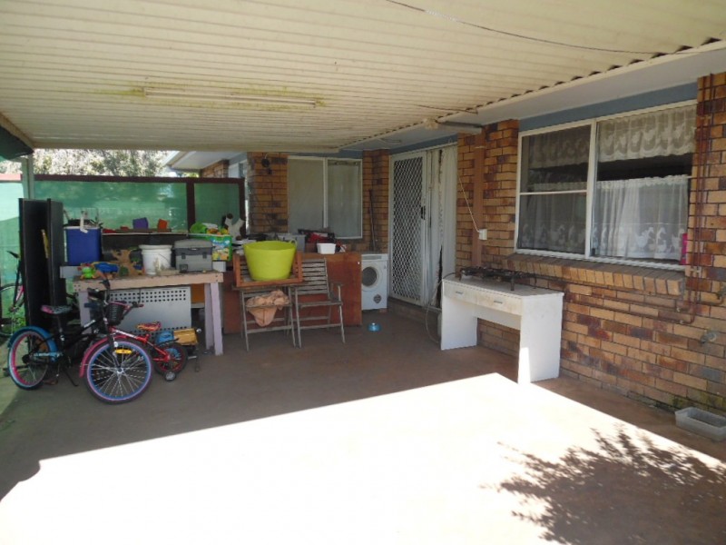 33 Martin Street, Point Vernon QLD 4655