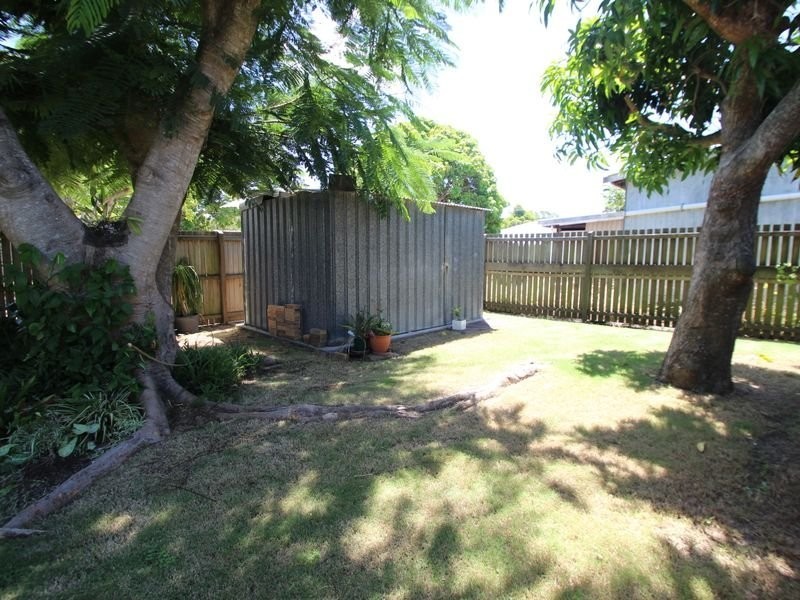 31 Long Street, Point Vernon QLD 4655