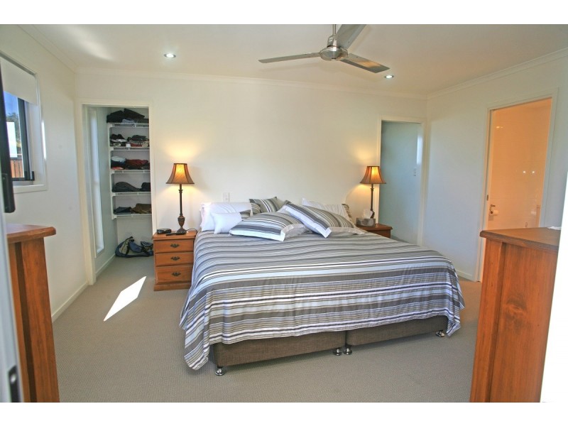 1 Turnbull Court, Urangan QLD 4655