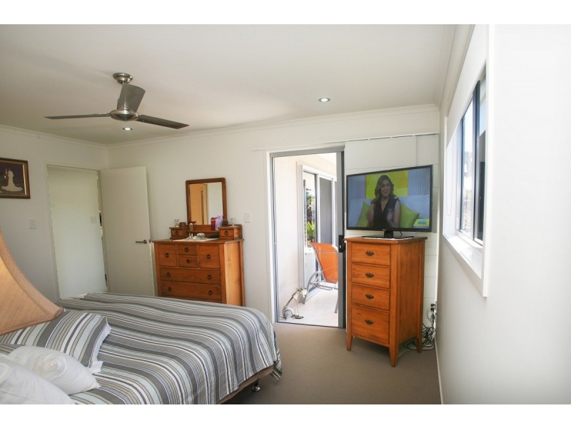 1 Turnbull Court, Urangan QLD 4655