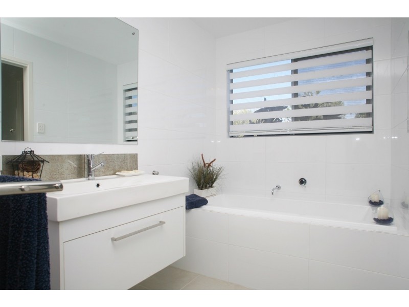 1 Turnbull Court, Urangan QLD 4655