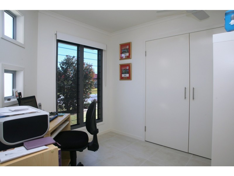 1 Turnbull Court, Urangan QLD 4655