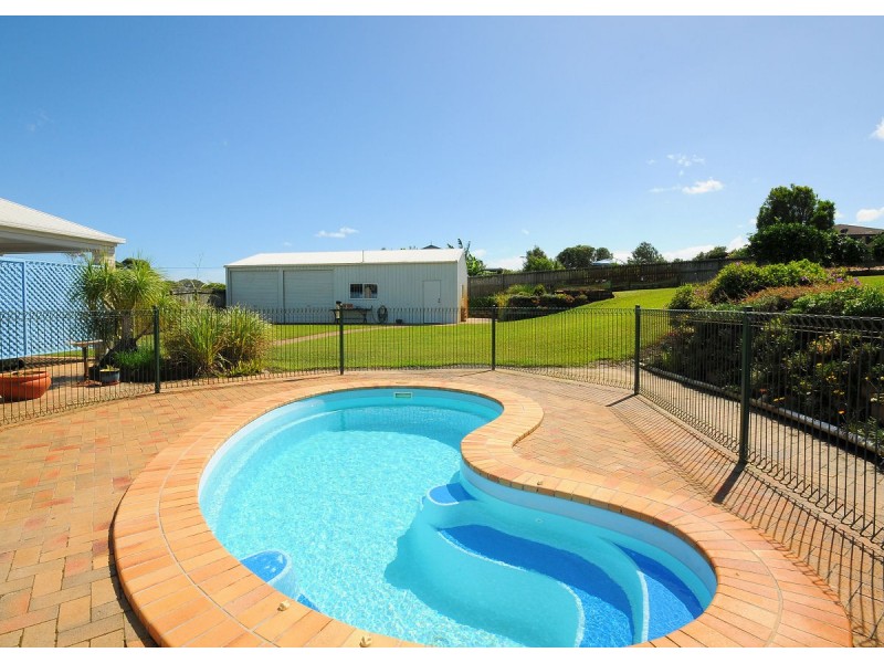 15 Gundesen Drive, Urraween QLD 4655
