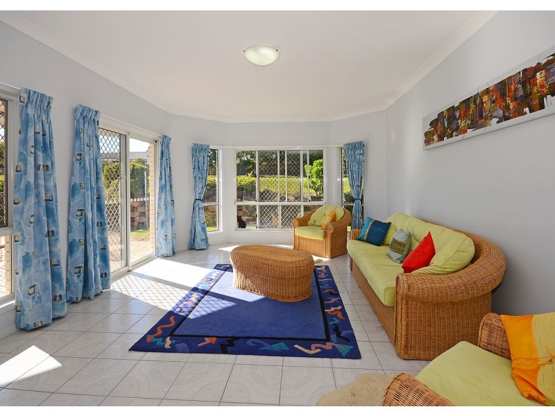 15 Gundesen Drive, Urraween QLD 4655
