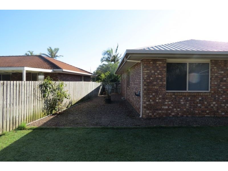 4 St Andrews Drive, Pialba QLD 4655