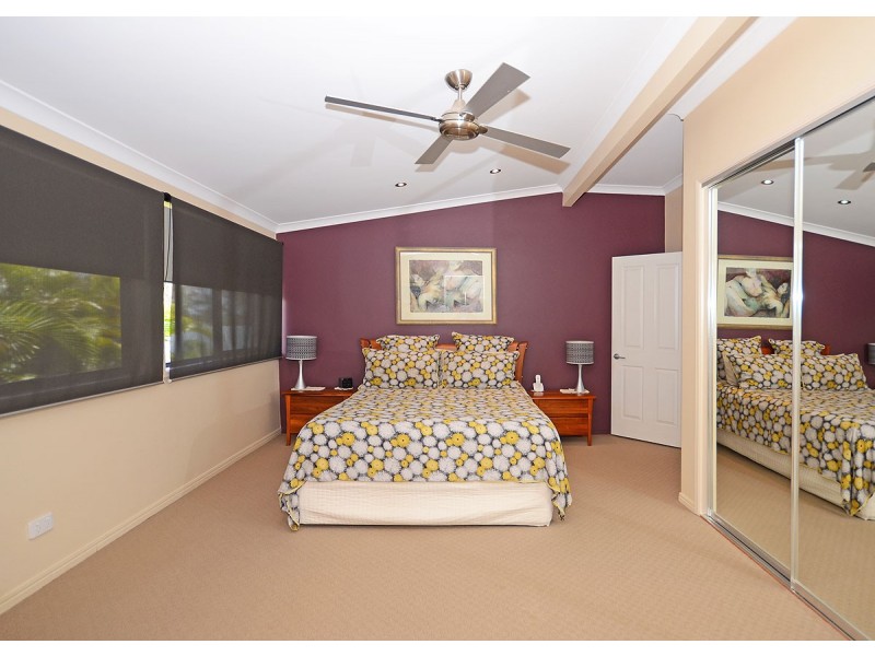 205 Esplanade, Pialba QLD 4655