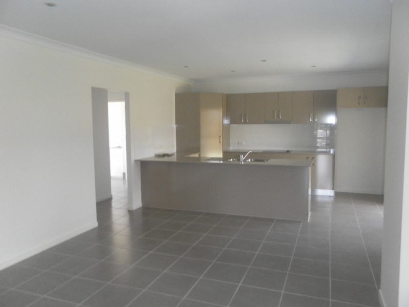 26 Morgan Circuit, Urraween QLD 4655