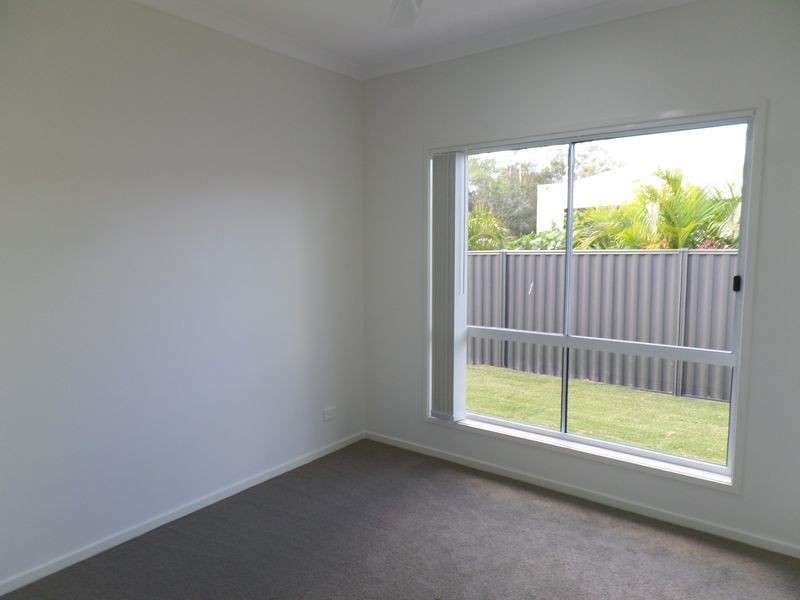 4 Conservation Drive, Urraween QLD 4655