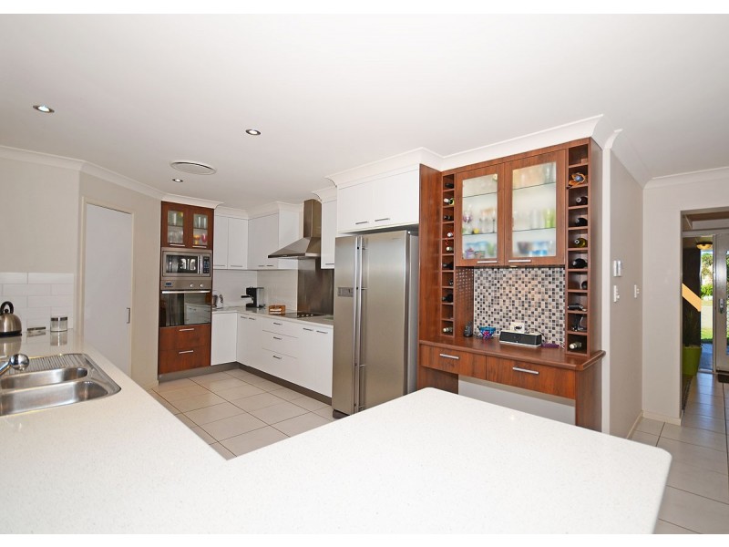 3 Rosedale Drive, Wondunna QLD 4655