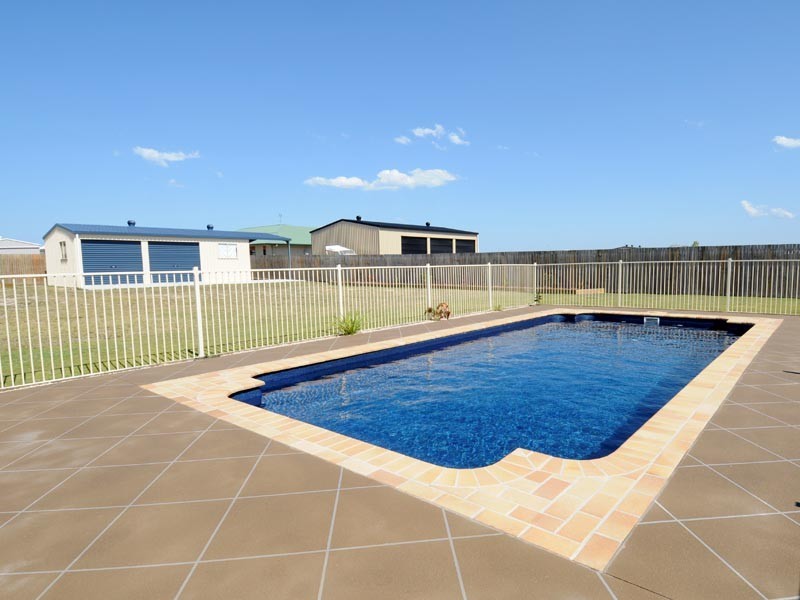 34 Rosewood Avenue, Wondunna QLD 4655
