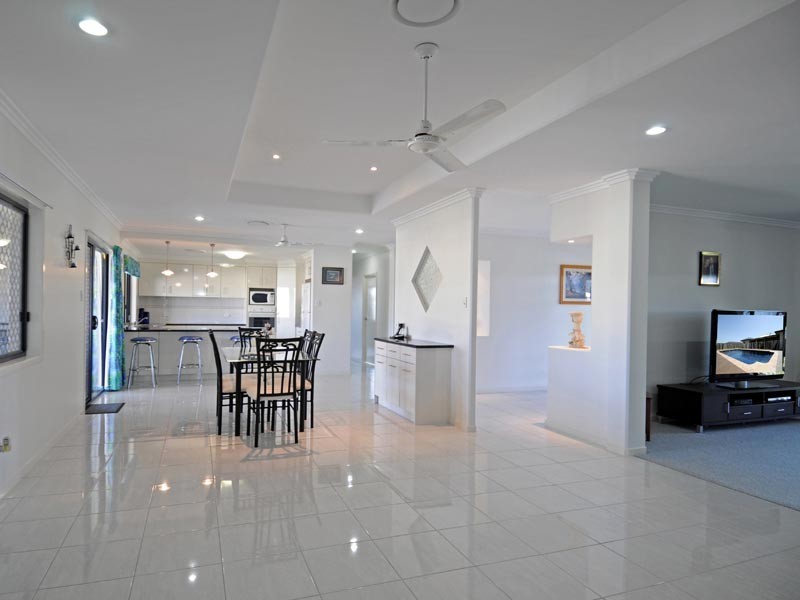 34 Rosewood Avenue, Wondunna QLD 4655