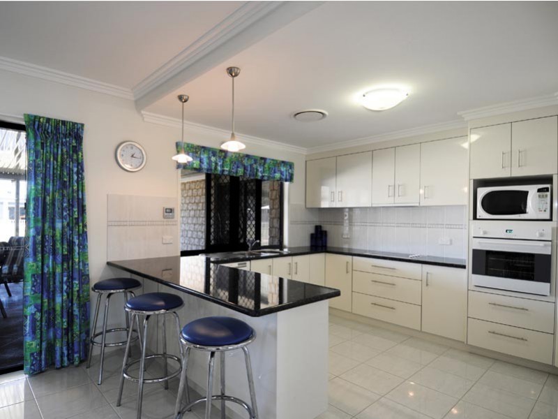 34 Rosewood Avenue, Wondunna QLD 4655