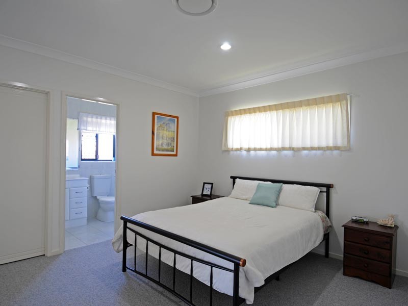 34 Rosewood Avenue, Wondunna QLD 4655