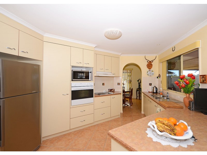 137 Ibis Boulevard, Eli Waters QLD 4655