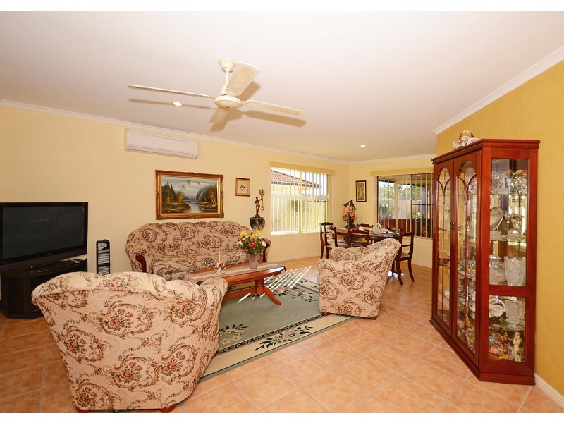 137 Ibis Boulevard, Eli Waters QLD 4655