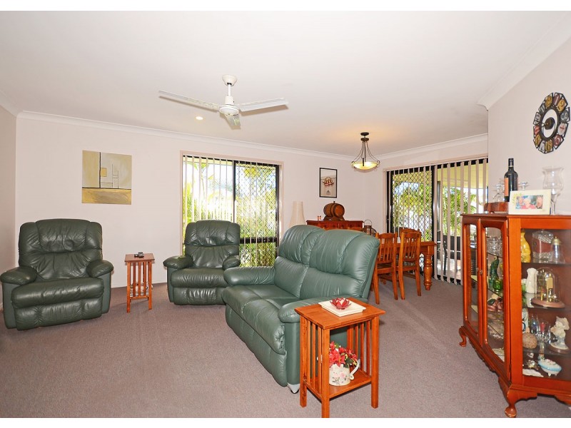 2 Parisi Court, Urraween QLD 4655