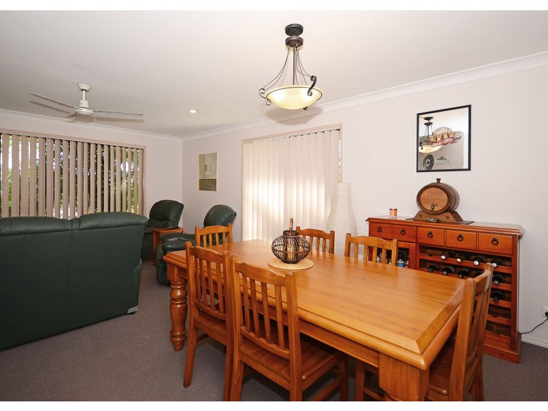 2 Parisi Court, Urraween QLD 4655