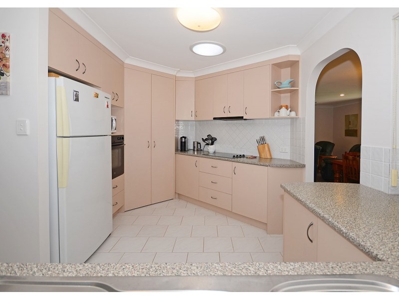 2 Parisi Court, Urraween QLD 4655