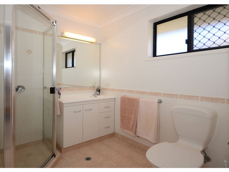 2 Parisi Court, Urraween QLD 4655
