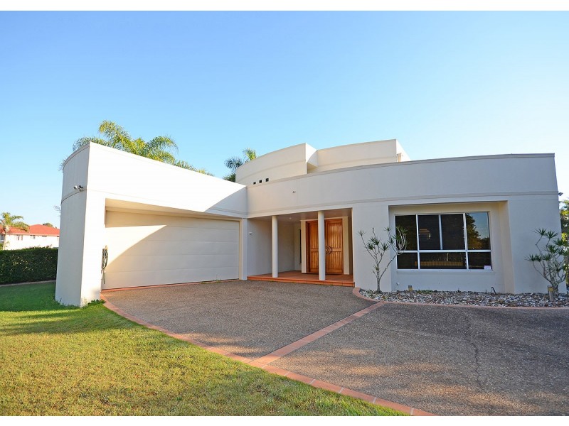 11 Ocean Park Drive, Dundowran Beach QLD 4655
