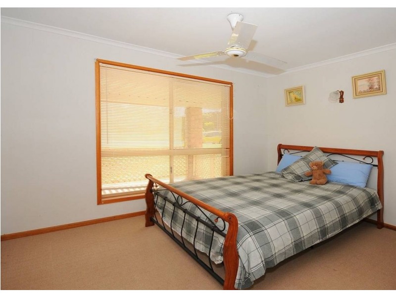 44 Haydn Drive, Kawungan QLD 4655