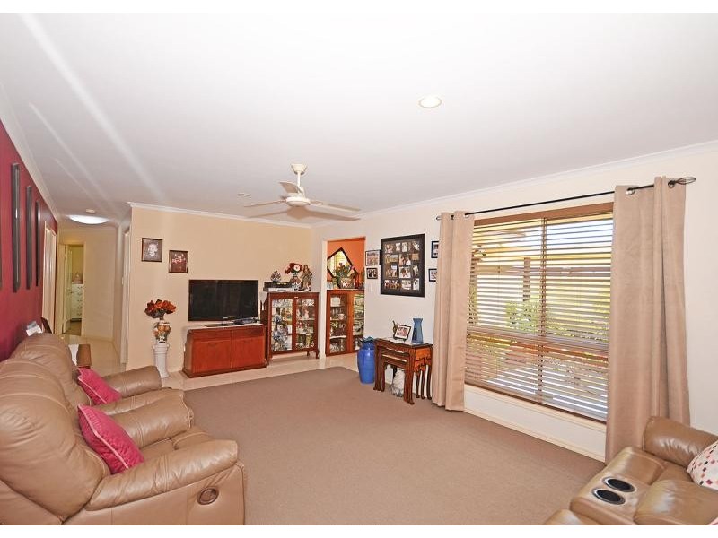 12 Lady Nelson Drive, Eli Waters QLD 4655