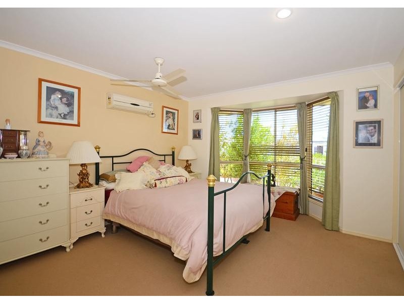 12 Lady Nelson Drive, Eli Waters QLD 4655