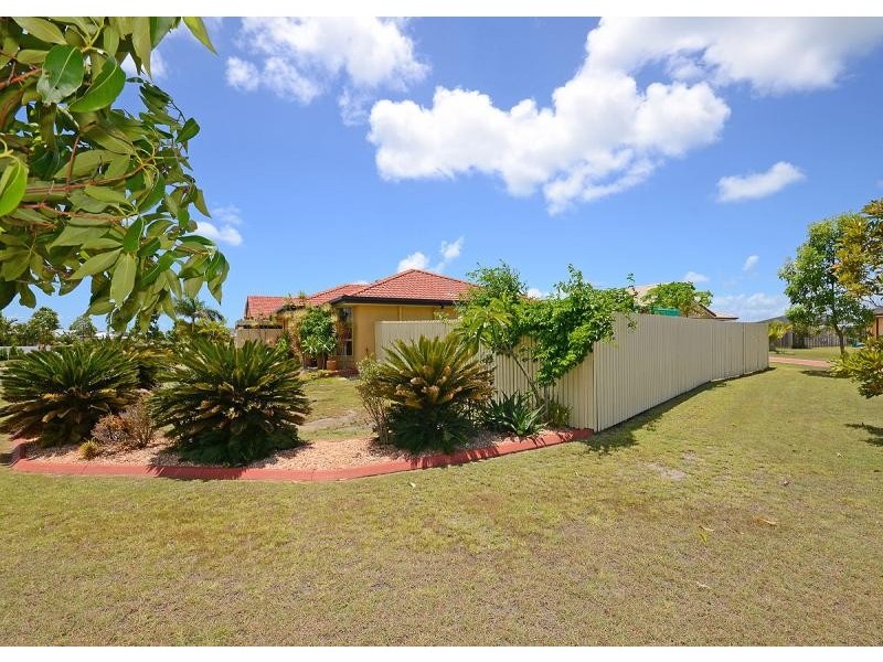 12 Lady Nelson Drive, Eli Waters QLD 4655