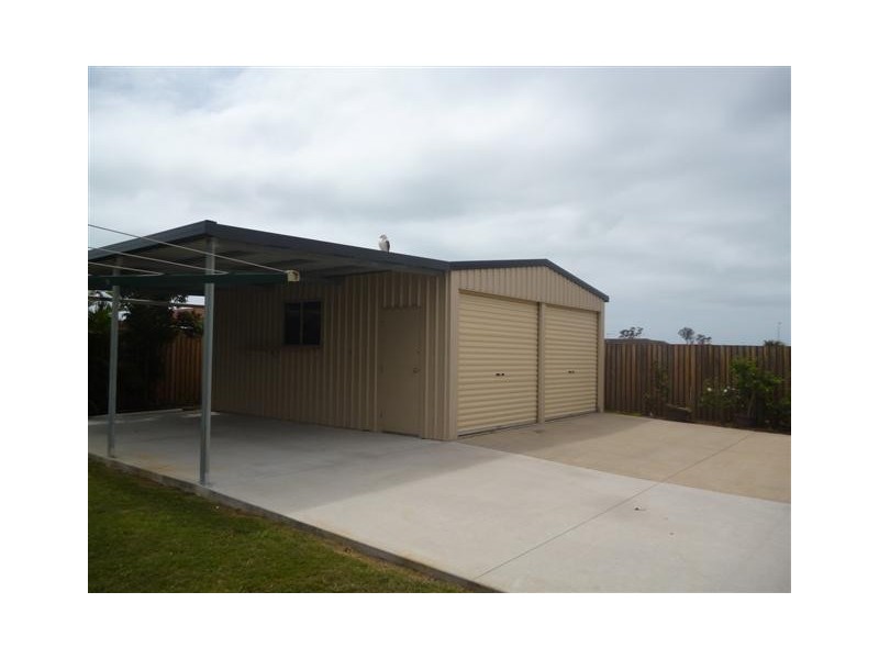 101 Martin Street, Point Vernon QLD 4655