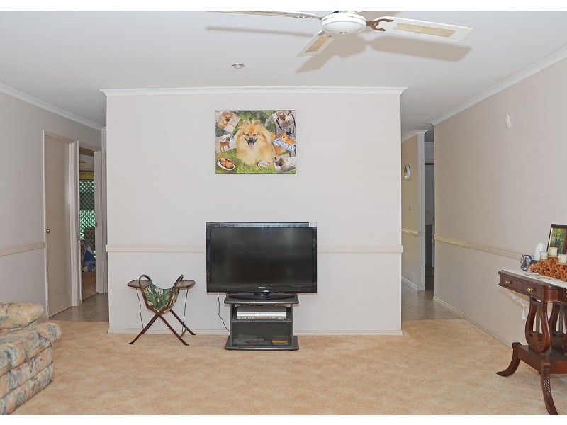 20 Vicki Parade, Torquay QLD 4655