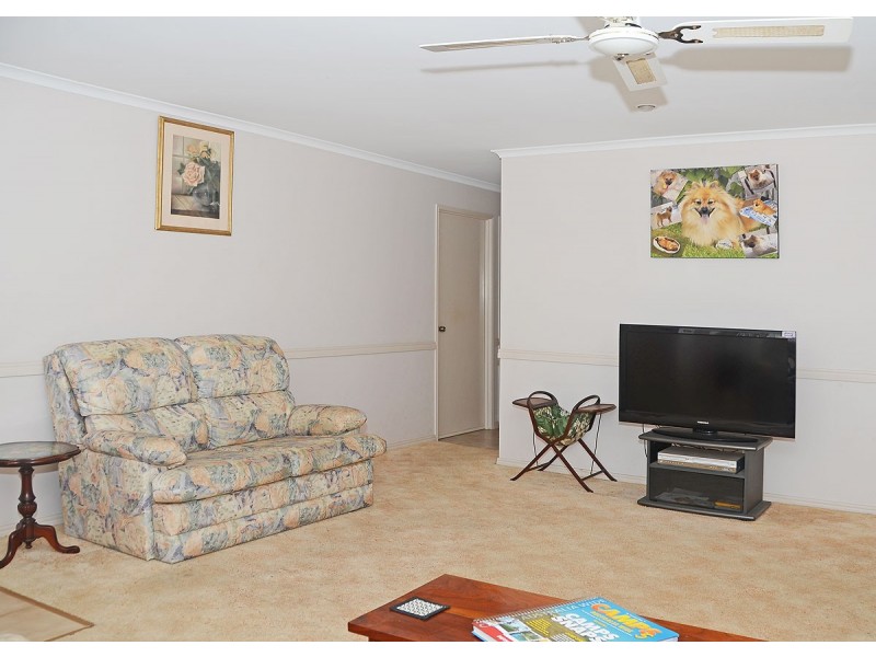 20 Vicki Parade, Torquay QLD 4655