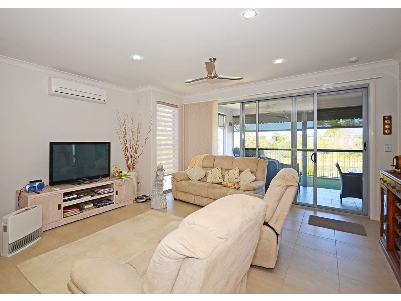 4 Morinda Way, Urraween QLD 4655