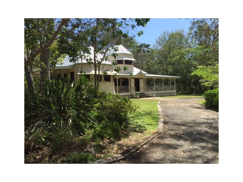 10 Burralong Drive, Wondunna QLD 4655