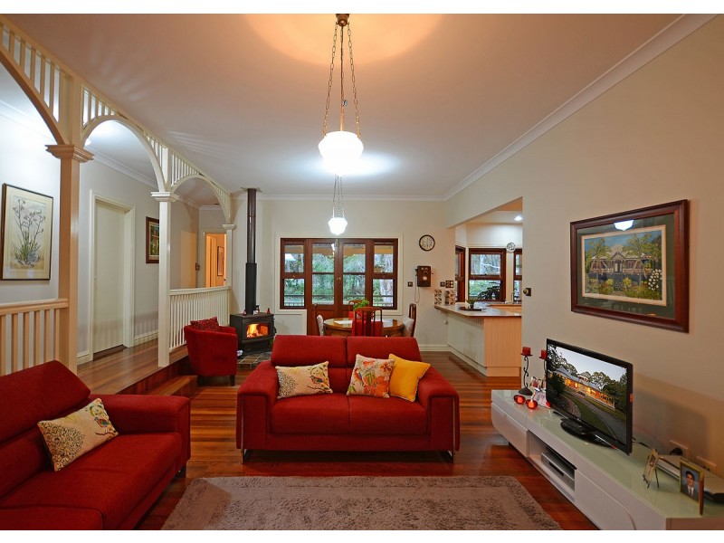 10 Burralong Drive, Wondunna QLD 4655