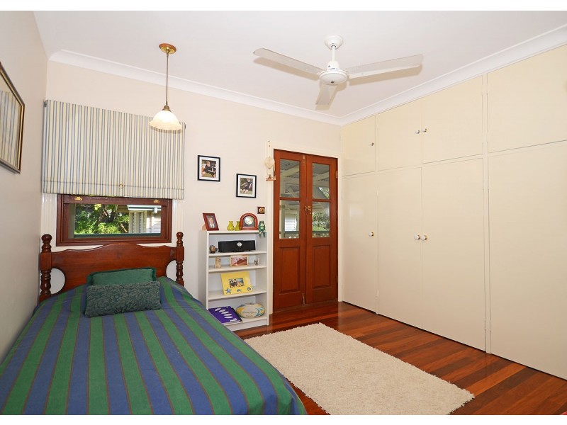 10 Burralong Drive, Wondunna QLD 4655