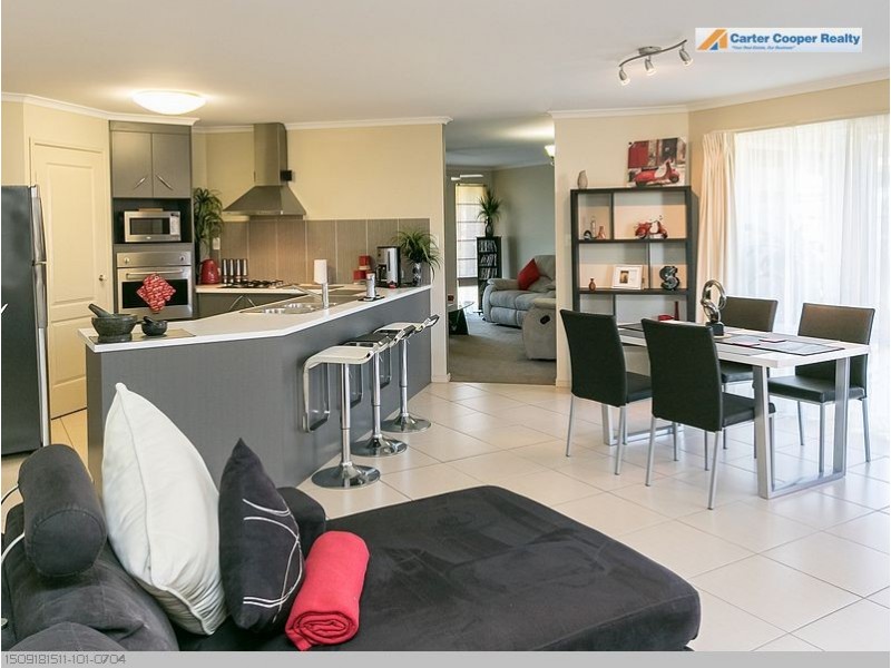 3 Maureen Court, Point Vernon QLD 4655