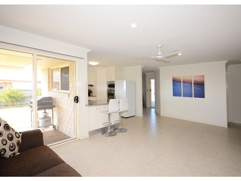 38 Picadilly Circuit, Urraween QLD 4655