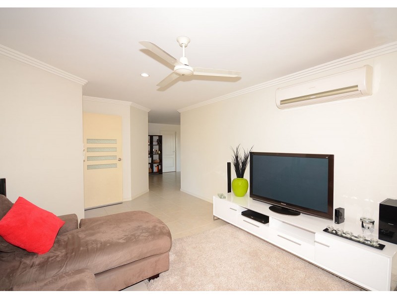 38 Picadilly Circuit, Urraween QLD 4655