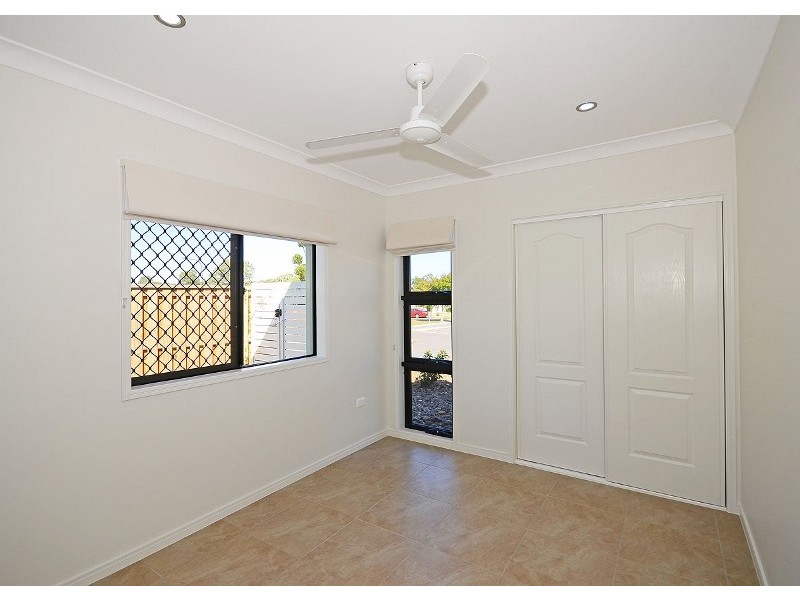 16 Dugong Street, Pialba QLD 4655