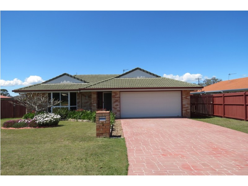 3 Ruddiman Court, Torquay QLD 4655