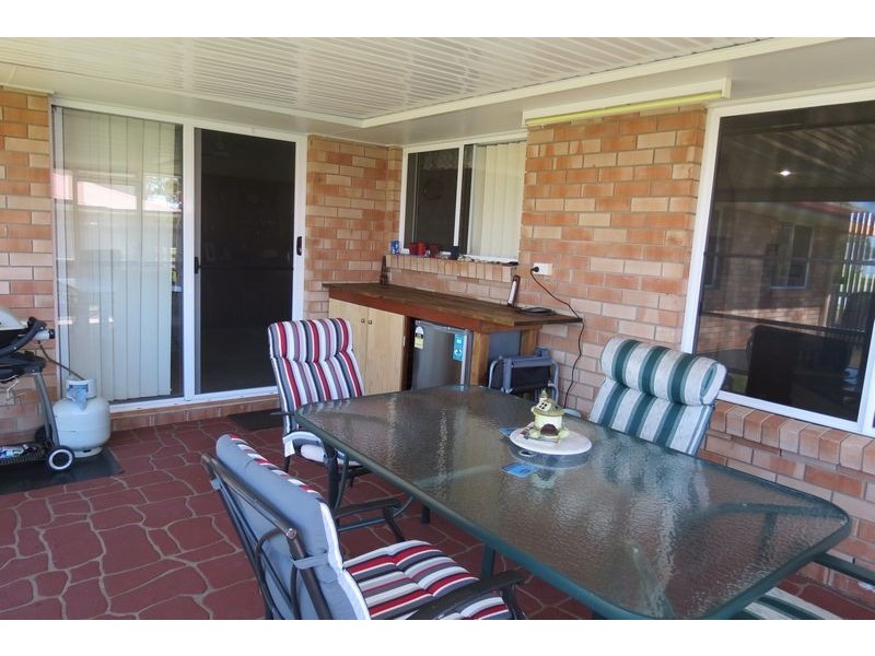 3 Ruddiman Court, Torquay QLD 4655