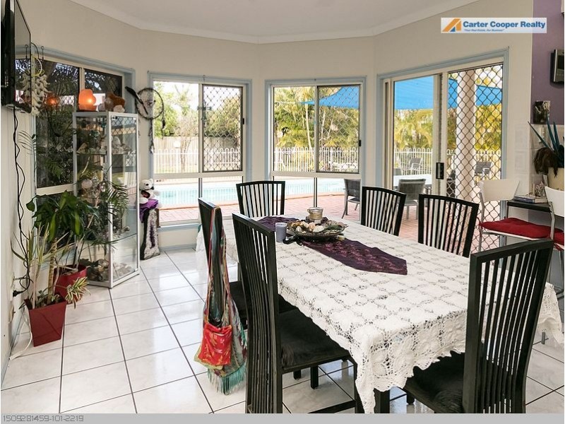 182 Pulgul Street, Urangan QLD 4655