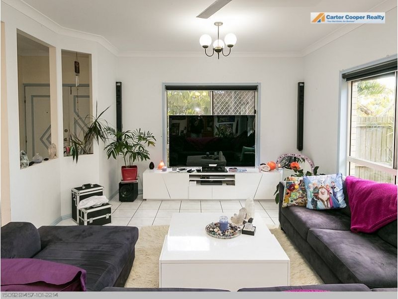 182 Pulgul Street, Urangan QLD 4655