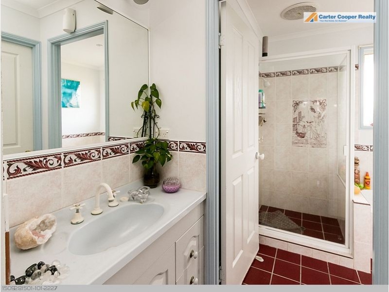 182 Pulgul Street, Urangan QLD 4655