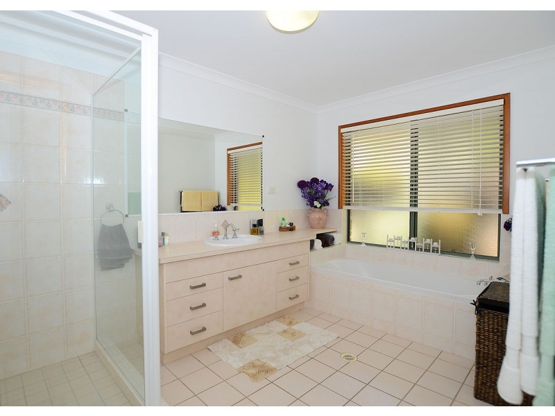 18 Neisler Court, Kawungan QLD 4655