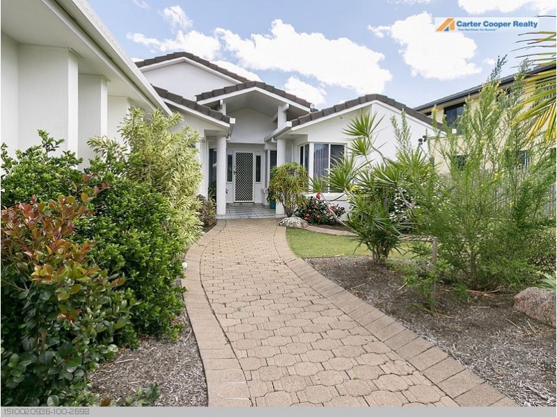27 Royal Drive, Kawungan QLD 4655