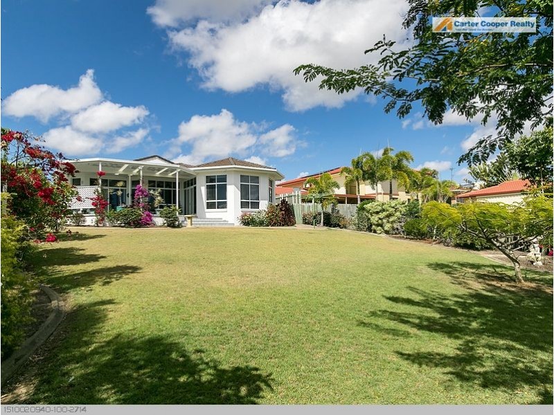 27 Royal Drive, Kawungan QLD 4655